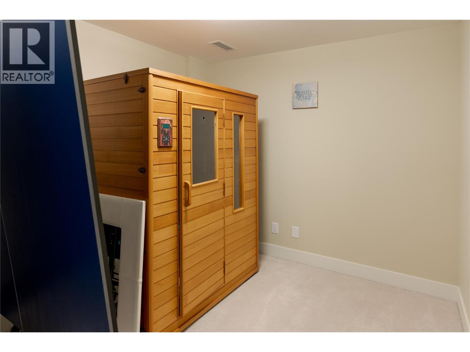 204 3865 Truswell Road, Kelowna