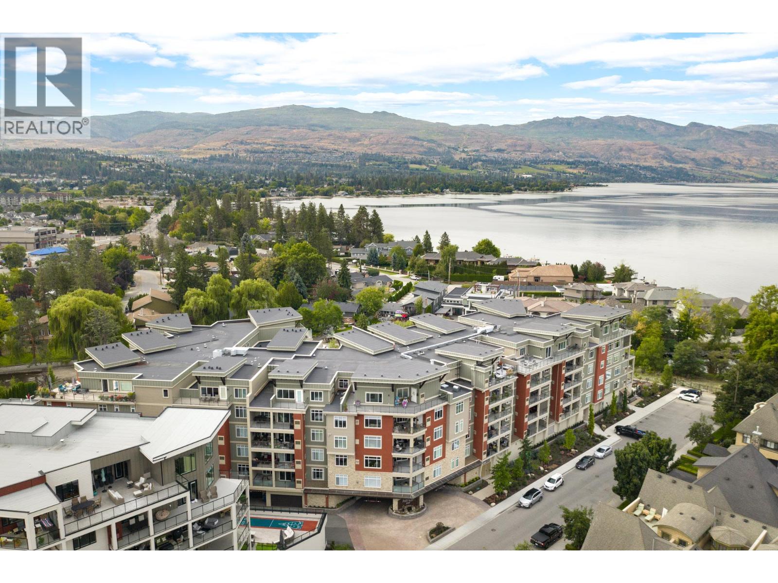 204 3865 Truswell Road, Kelowna