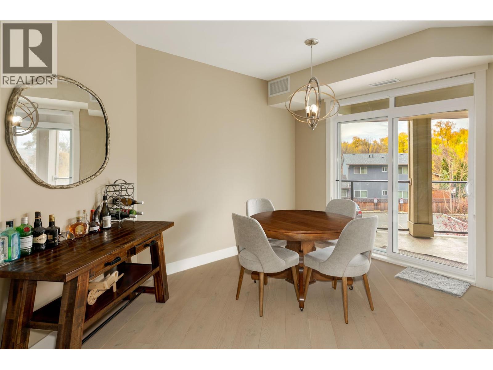 204 3865 Truswell Road, Kelowna