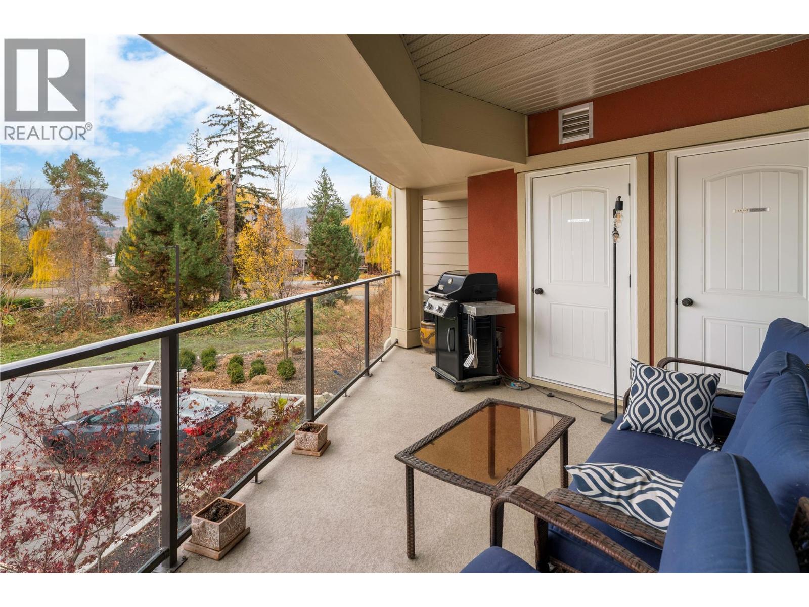 204 3865 Truswell Road, Kelowna