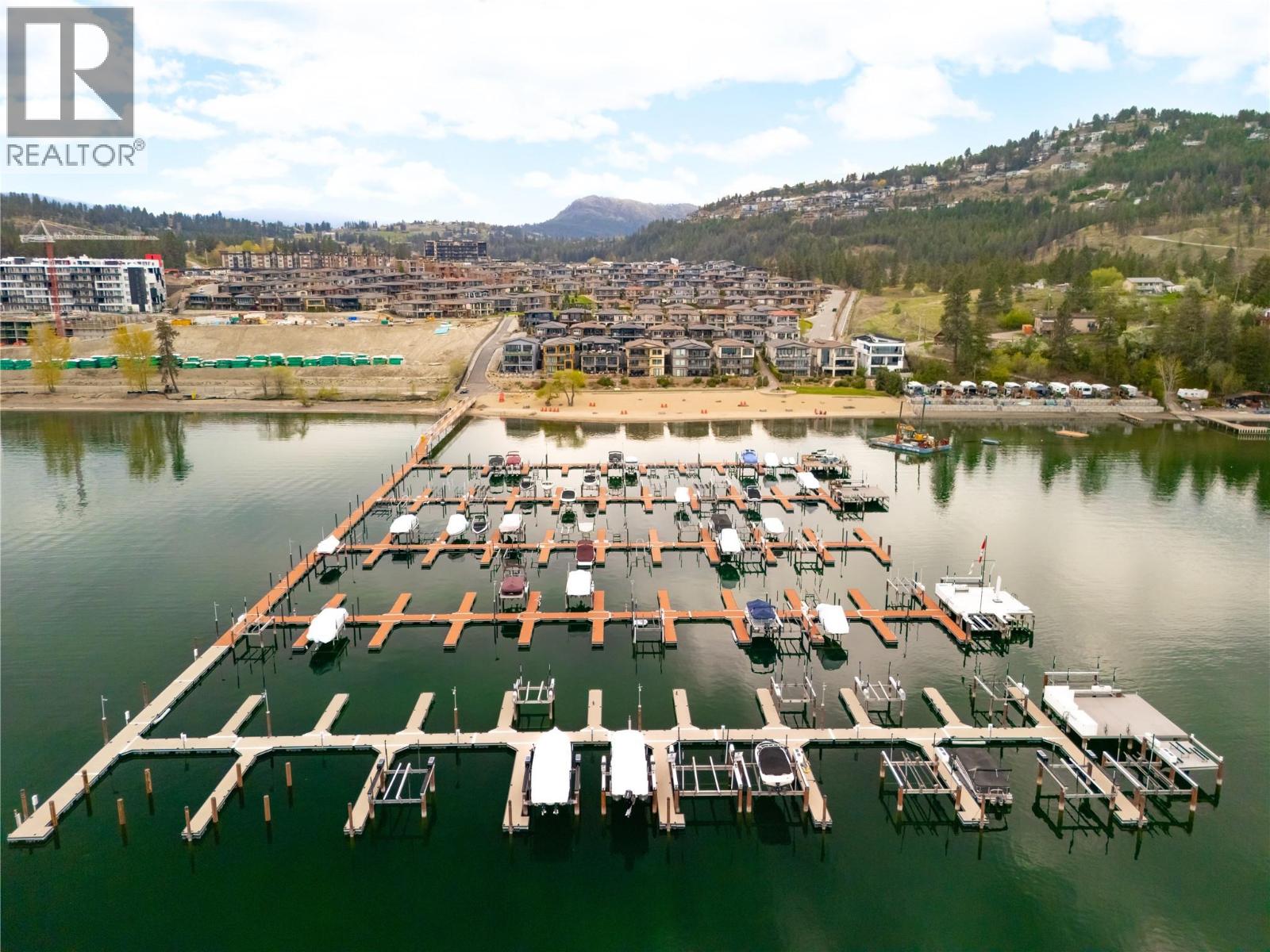  1876 VIEWPOINT Crescent, Kelowna