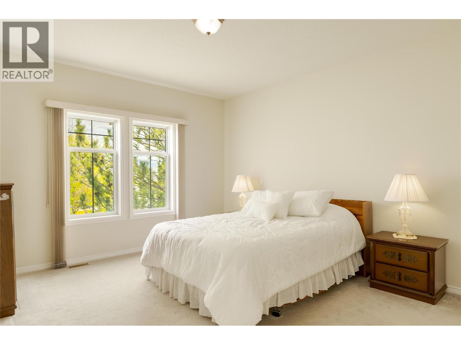  377 MCCARREN Avenue, Kelowna