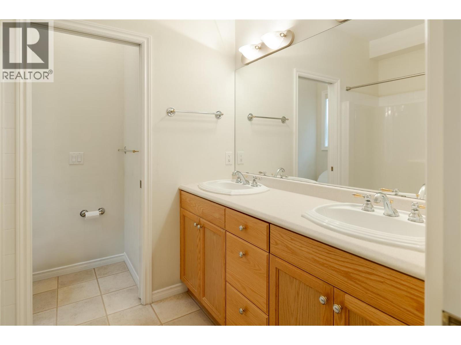  377 MCCARREN Avenue, Kelowna