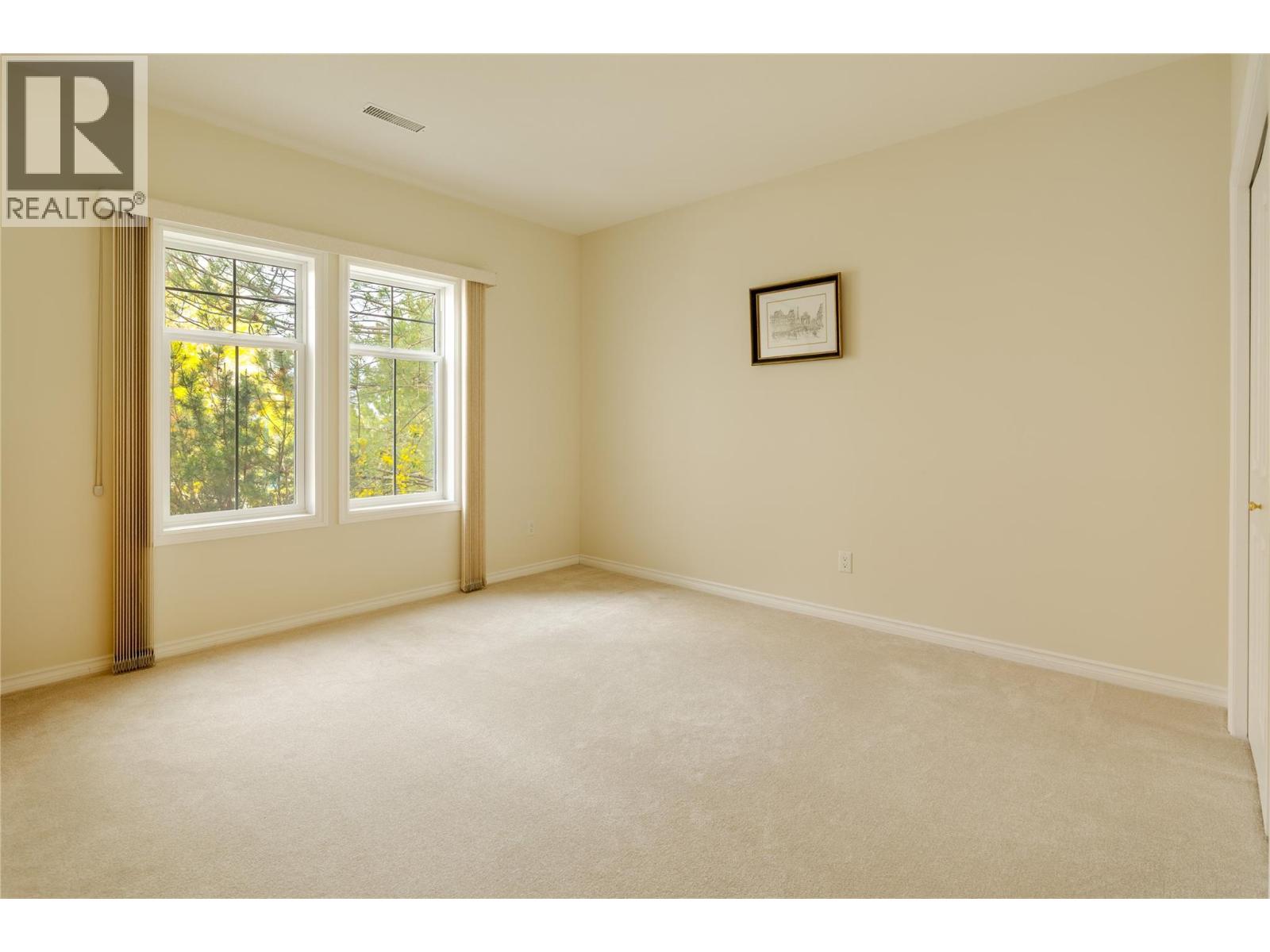  377 MCCARREN Avenue, Kelowna