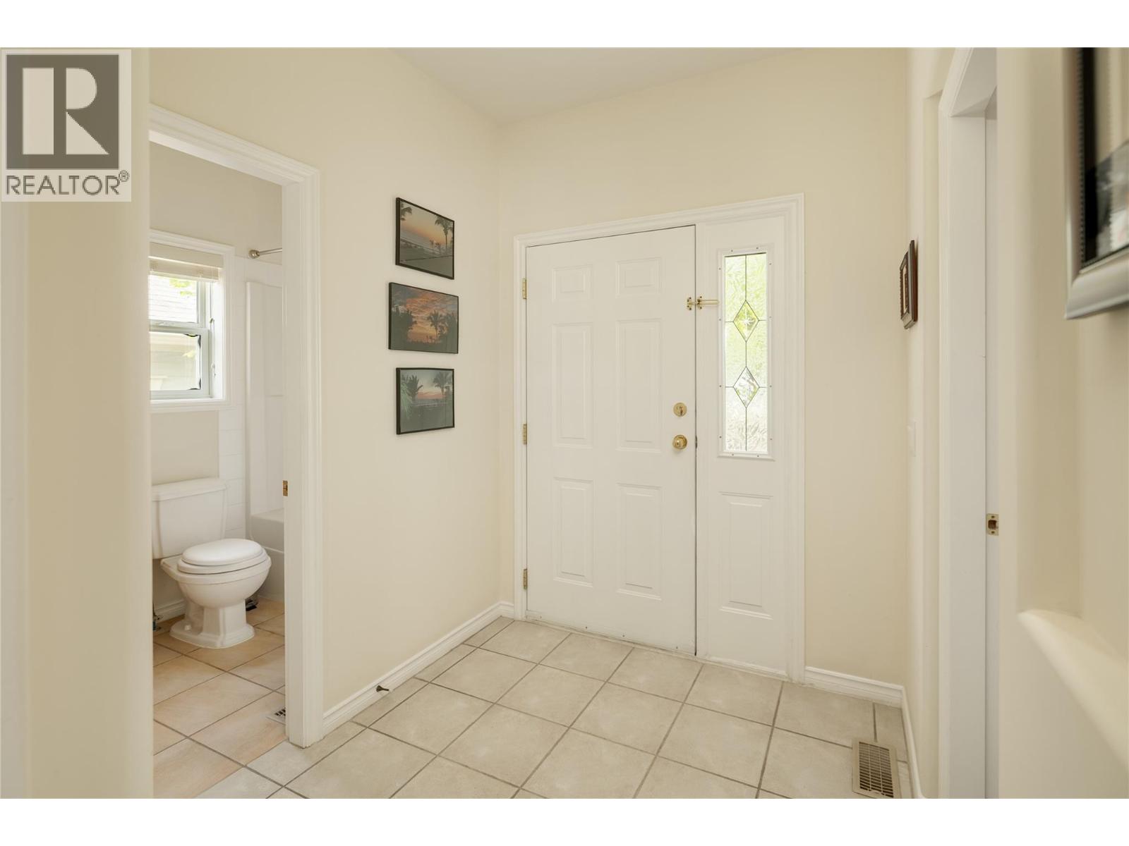 377 MCCARREN Avenue, Kelowna