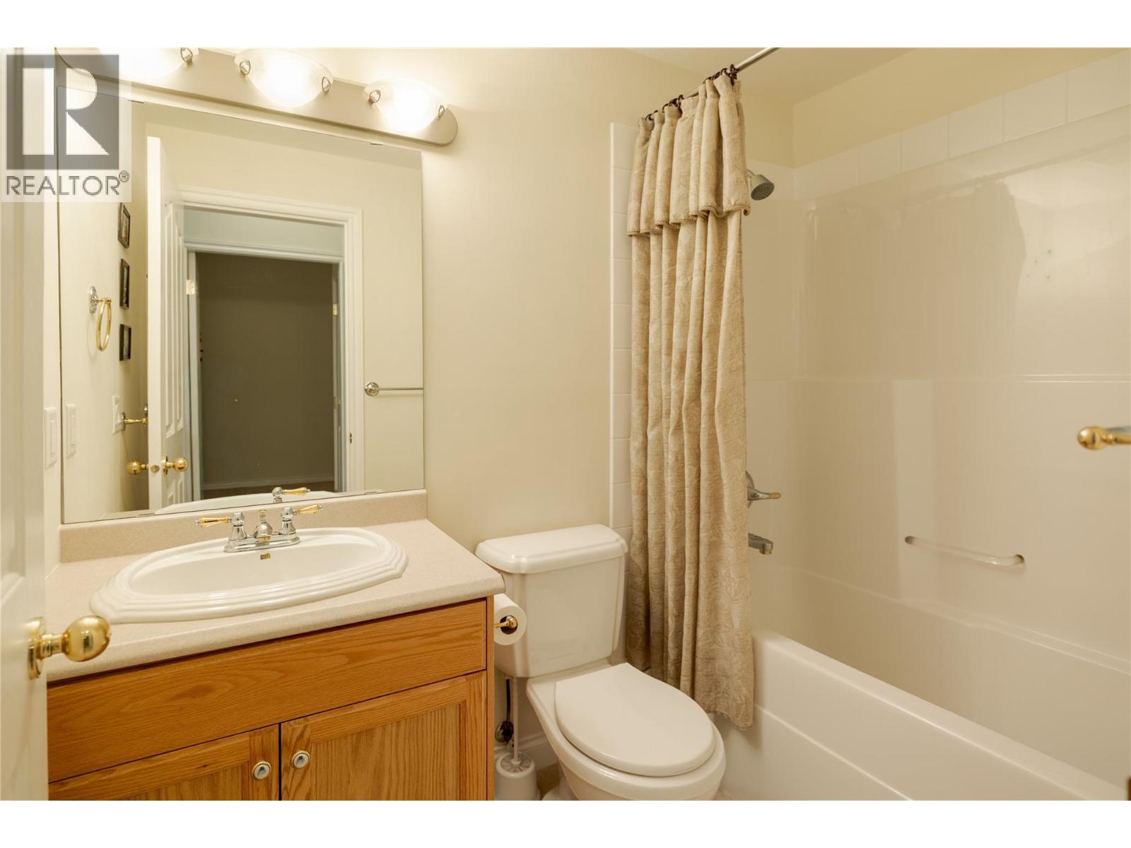  377 MCCARREN Avenue, Kelowna