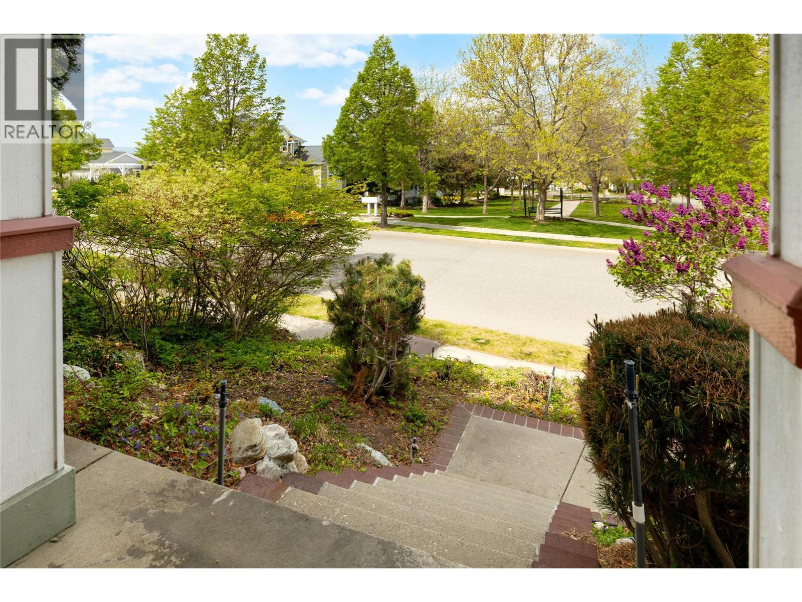  377 MCCARREN Avenue, Kelowna