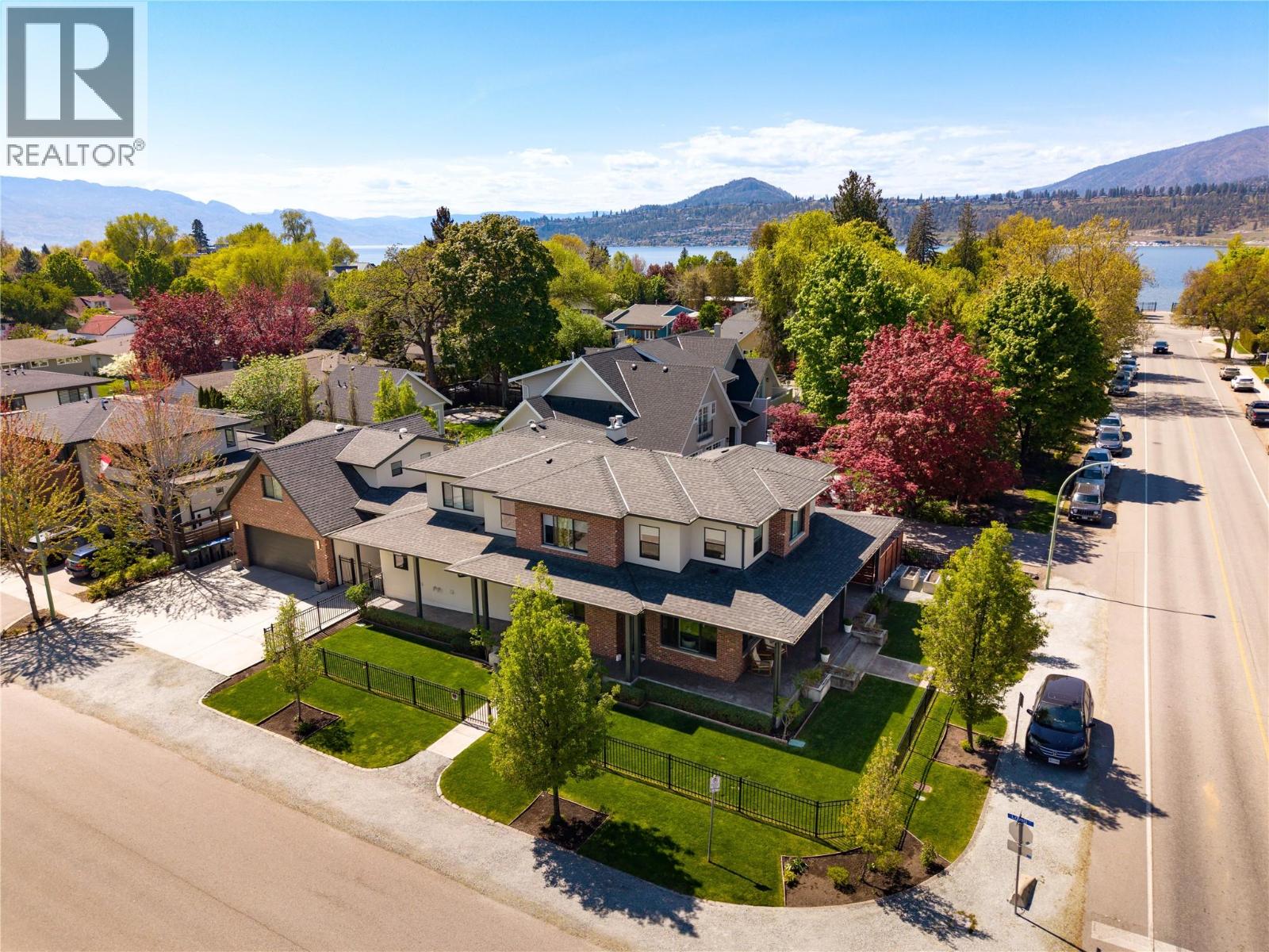  385 Cadder Avenue, Kelowna