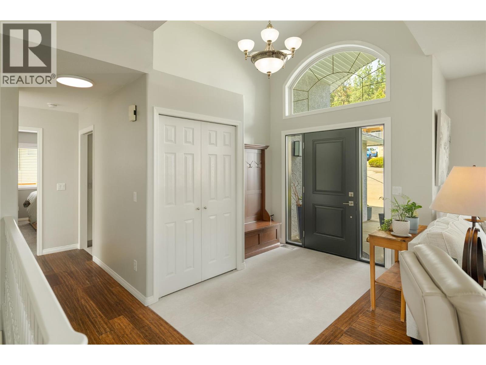  1061 Caledonia Way, West Kelowna