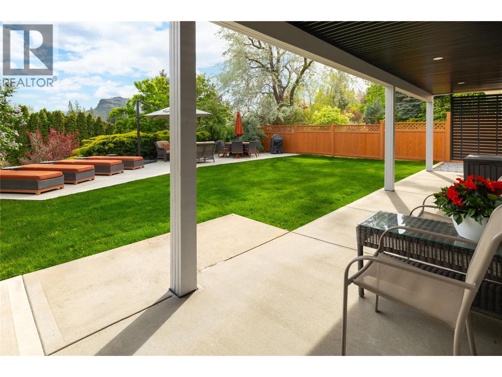  1061 Caledonia Way, West Kelowna