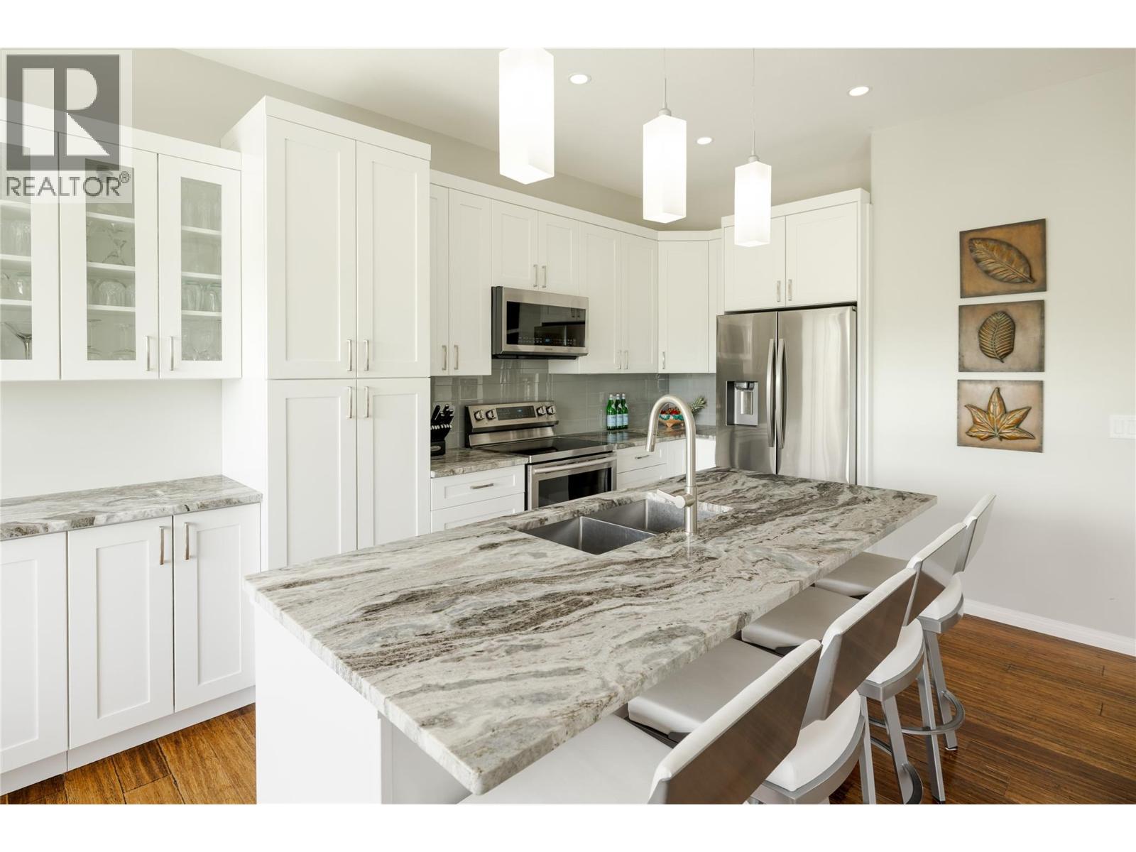  1061 Caledonia Way, West Kelowna